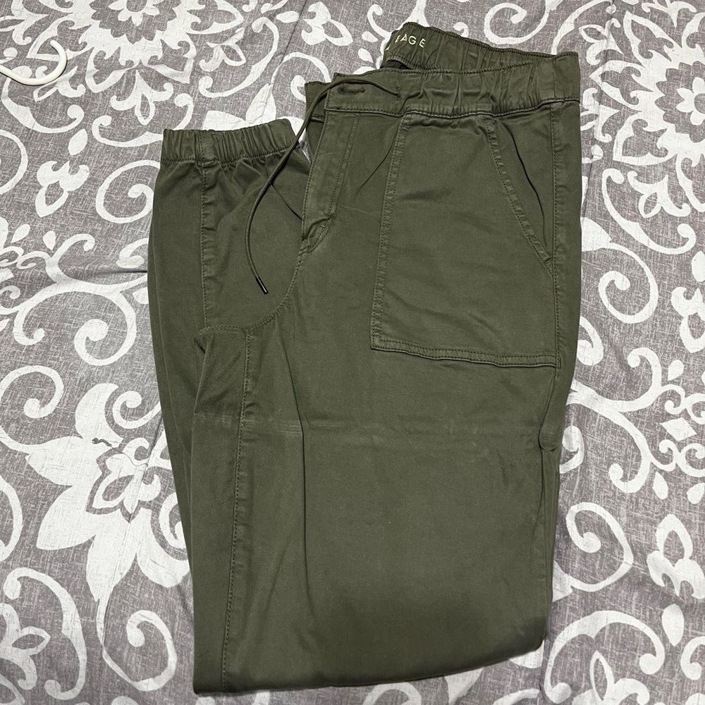 Women’s jogger pants